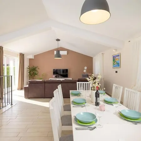 Mathilda By Istrialux 别墅 Milotski Breg