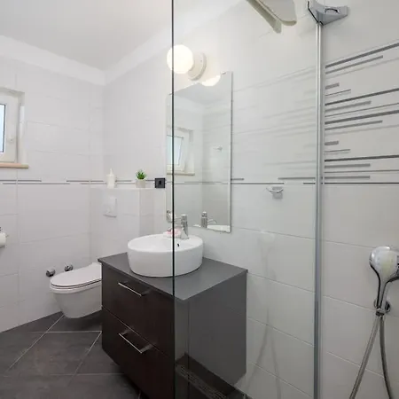 Mathilda By Istrialux