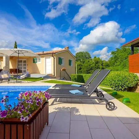 Mathilda By Istrialux * Milotski Breg