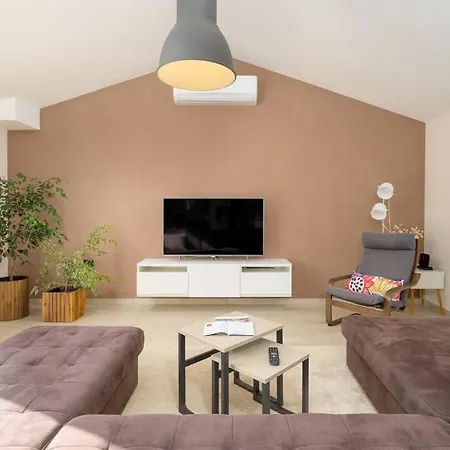 Villa Mathilda By Istrialux *