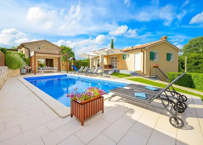 Mathilda By Istrialux *