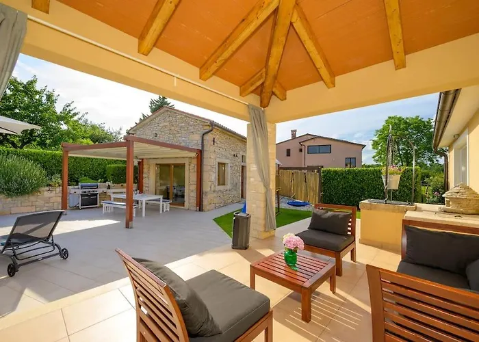 Mathilda By Istrialux Vila