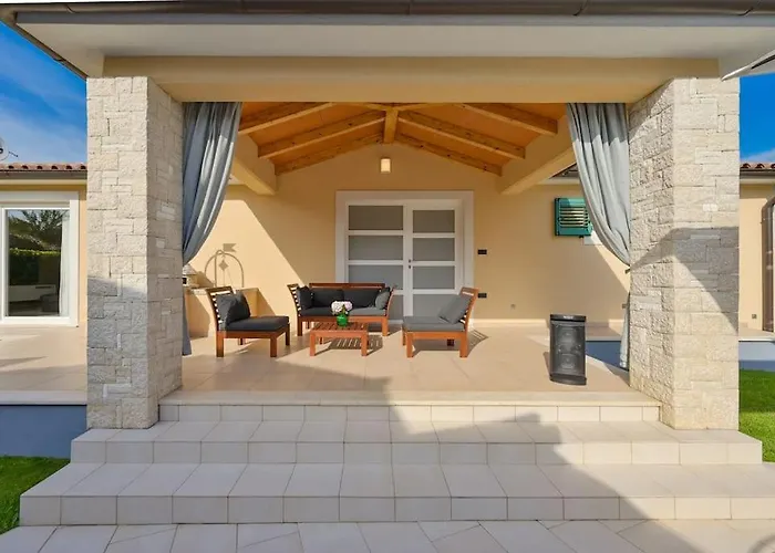 Mathilda By Istrialux * Milotski Breg