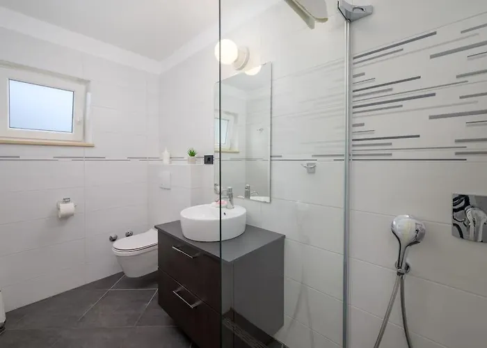 Mathilda By Istrialux